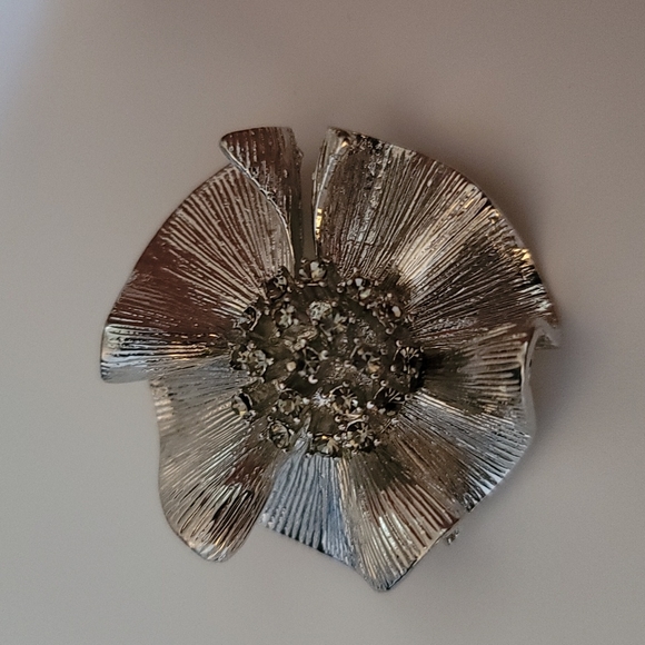 Vintage Brooches - Picture 4 of 5